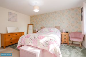 Bedroom- click for photo gallery